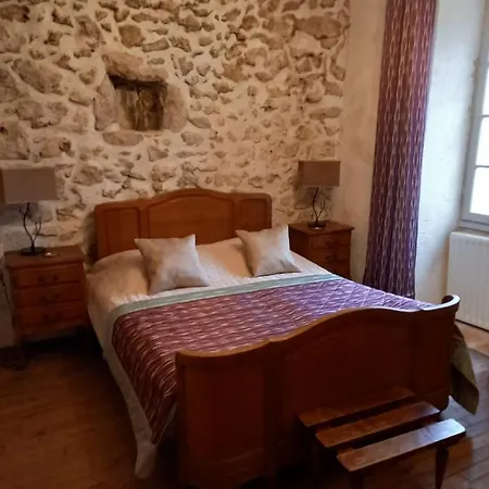 Dans Maison De Maitre Table D 'hotes Δωμάτια σε οικογενειακή κατοικία *